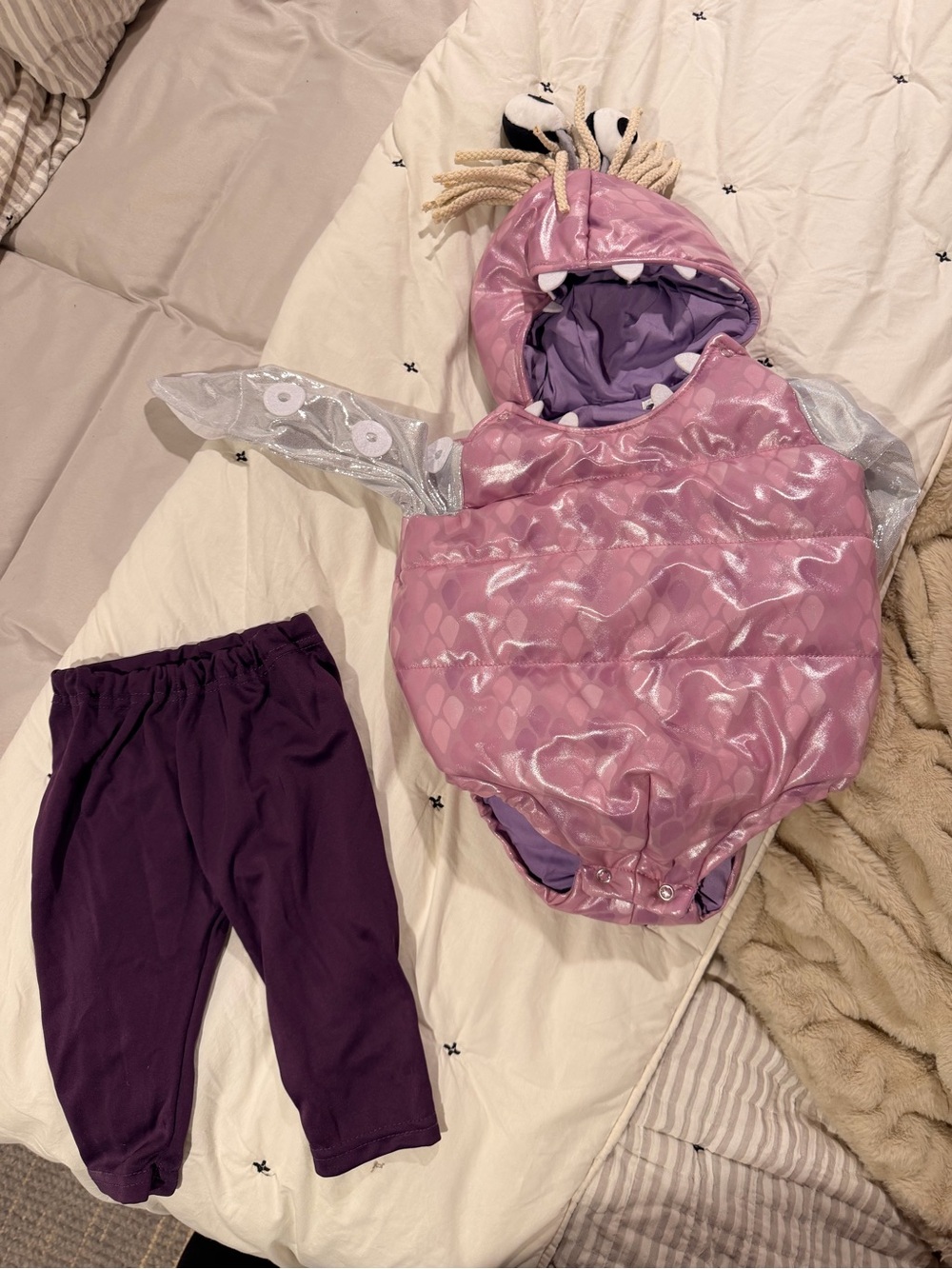 Adorable Purple Monster Baby Costume - Picture 14 of 15